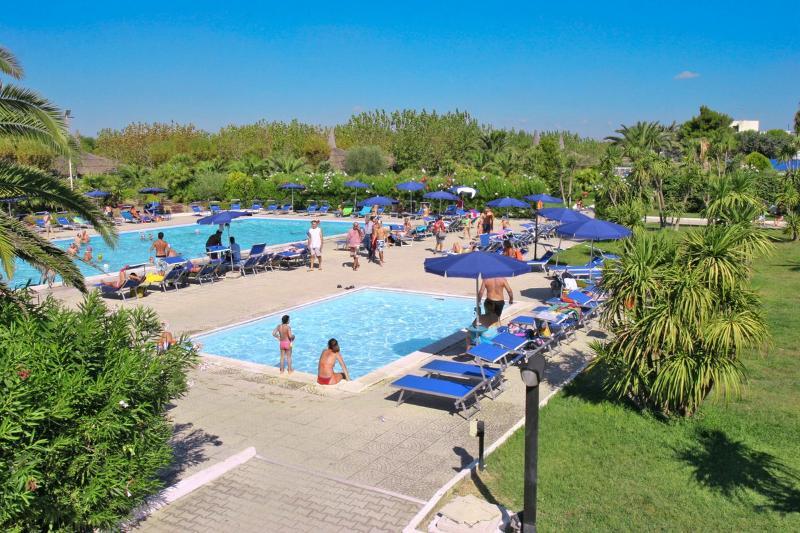 African Beach Hotel-Residence Manfredonia Eksteriør bilde