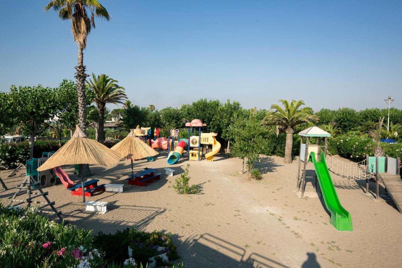 African Beach Hotel-Residence Manfredonia Eksteriør bilde