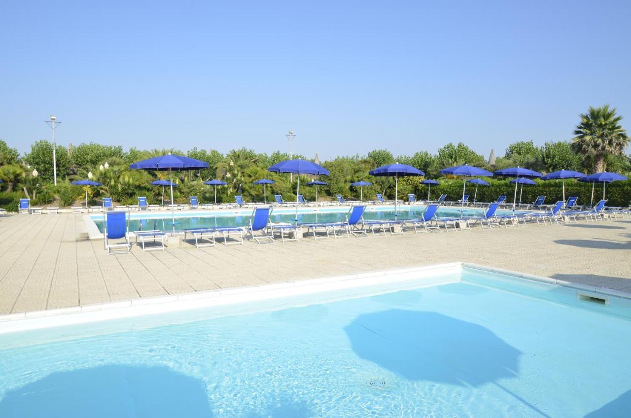 African Beach Hotel-Residence Manfredonia Eksteriør bilde